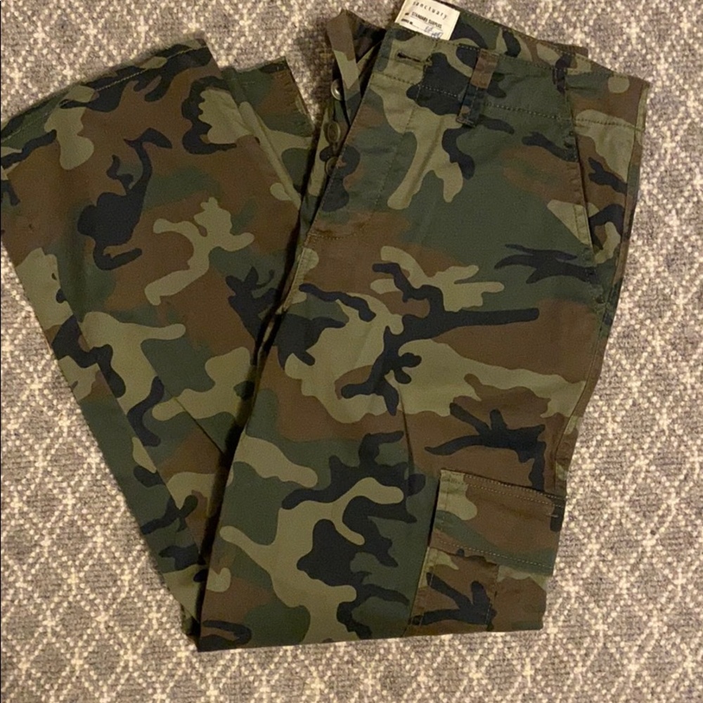 Sanctuary Camo Cargo pants